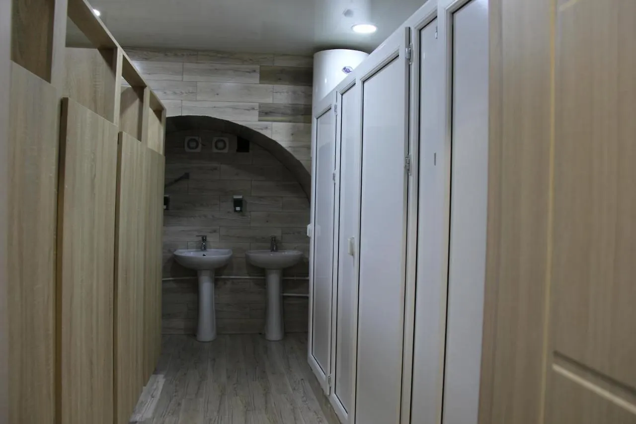 Blossom Hostel Updated ! Обновлено !!! City Center! Perfect Order!!! Snow-White Bed Linen!!! Идеальный Порядок!!! Белоснежное Постельное Белье!!! Центр Города !!! Tiflis