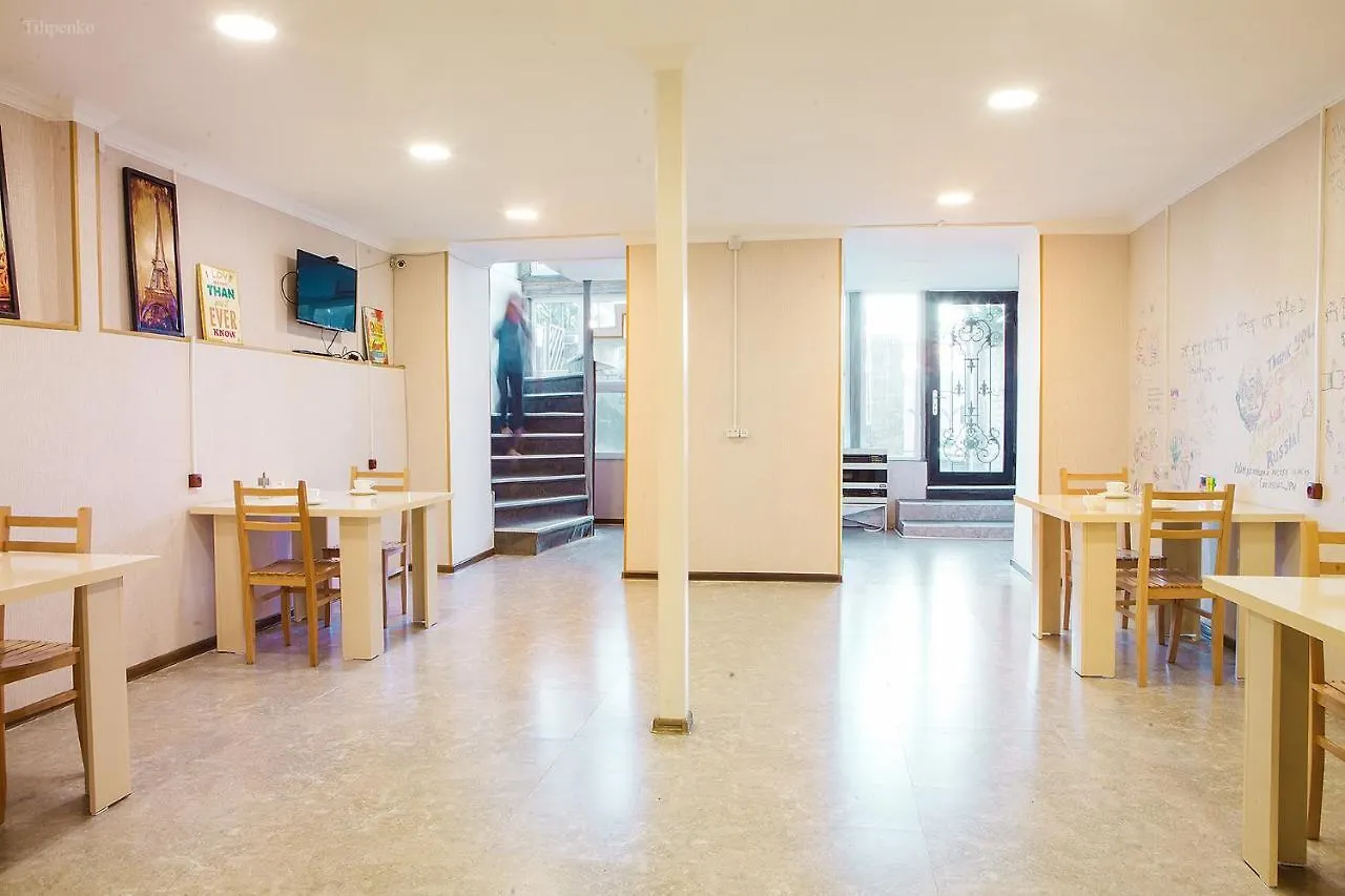 Blossom Hostel Updated ! Обновлено !!! City Center! Perfect Order!!! Snow-White Bed Linen!!! Идеальный Порядок!!! Белоснежное Постельное Белье!!! Центр Города !!! Tbilissi 0*,